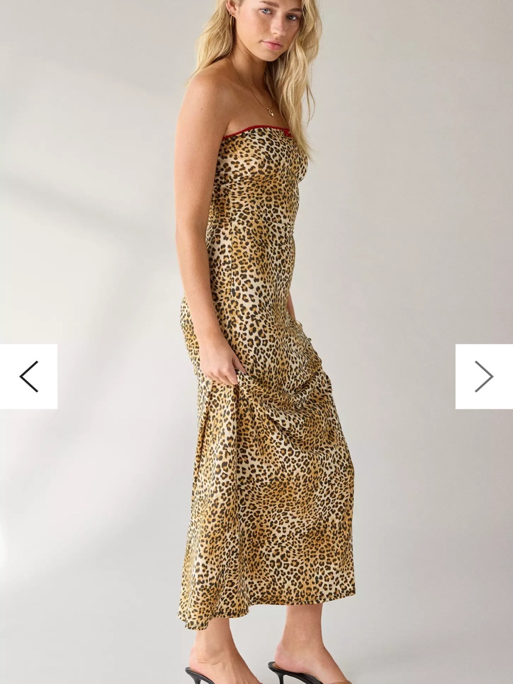 UO Alexis Printed Knit Strapless Tube Maxi Dress in Red Trim Cheetah - Picture 3 of 4